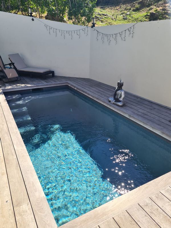 Maison avec piscine House with pool close to the beach