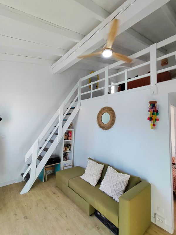 Joli appartement 2 chambres, au bord de la mer Méditerranée