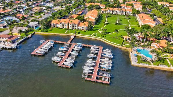 Condo 3 chambres sur un superbe site longeant l'Intracoastal