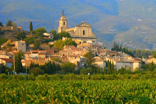 Une oasis de Charme et de Tranquillité au Cœur de la Provence.