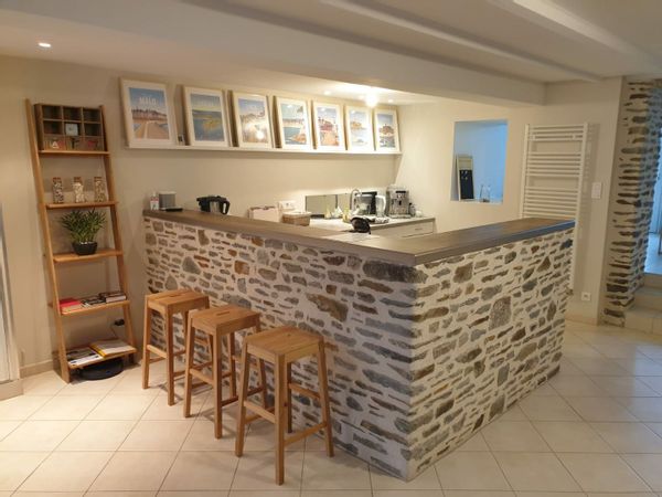 Maison de ville, située à 8 kms du mont st Michel