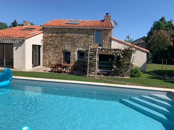 Petite maison dans la prairie…