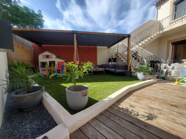 La maison d'Alex et Jenn dans le Sud de la France