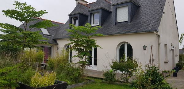 Maison de 1972, en cours de rénovation. Recherche maison dans le Périgord pour août 2025.