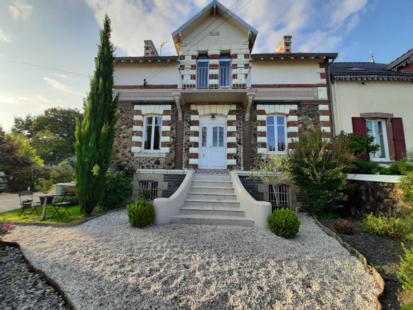 Maison proche canal Ntes à  Brest et forêt du Gâvre
