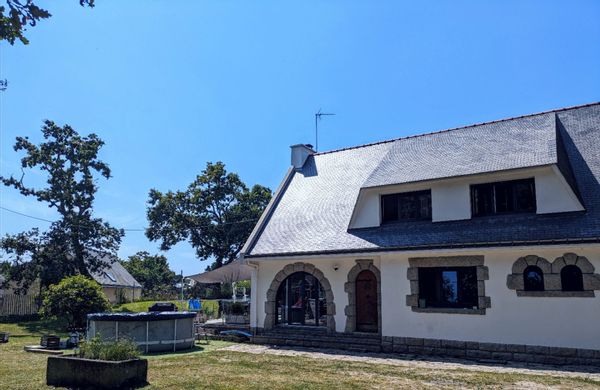 Golfe du Morbihan, La maison de Léna et Clément