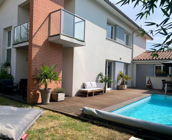 Maison lumineuse avec piscine à Pibrac
