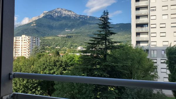 Près de Grenoble, au pied du Vercors