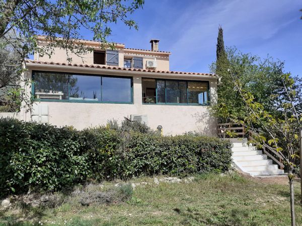 Maison dans la nature proche de Montpellier.