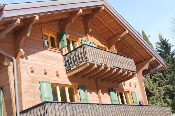 Super appartement avec balcon et vue à Champéry