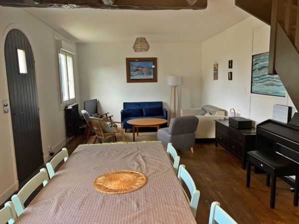 Maison- petit village en bord de mer
