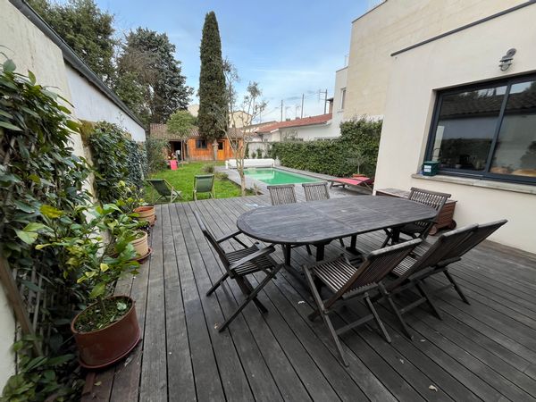 Maison de vacances en ville!