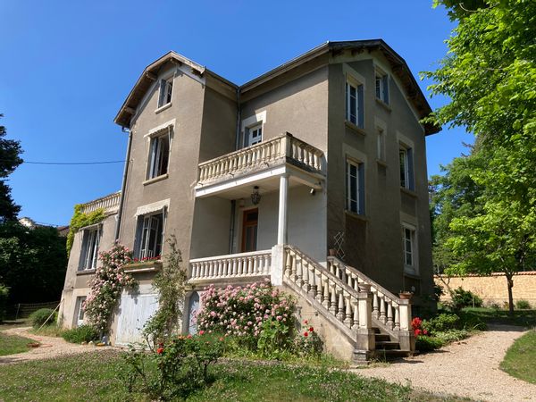 Maison familiale à 15 min de Lyon