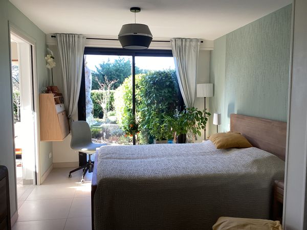 La chambre privée de Nadine dans la cité de Vaison la Romaine