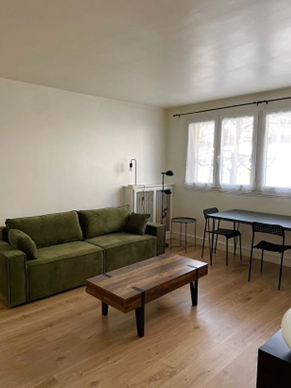 Deux pièces rue Jean Jaurès à Maisons-Alfort