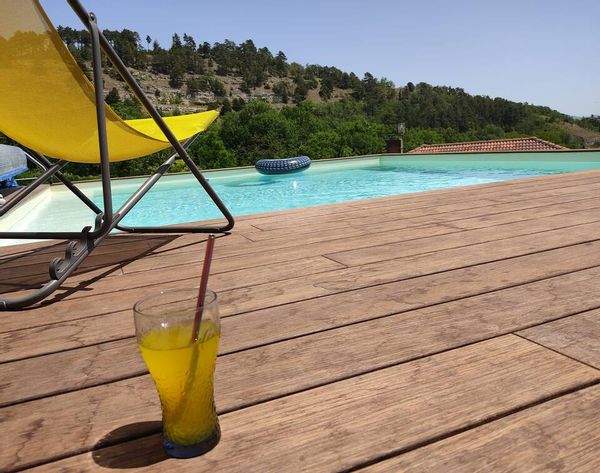 Belle villa avec Piscine au coeur des volcans d'Auvergne