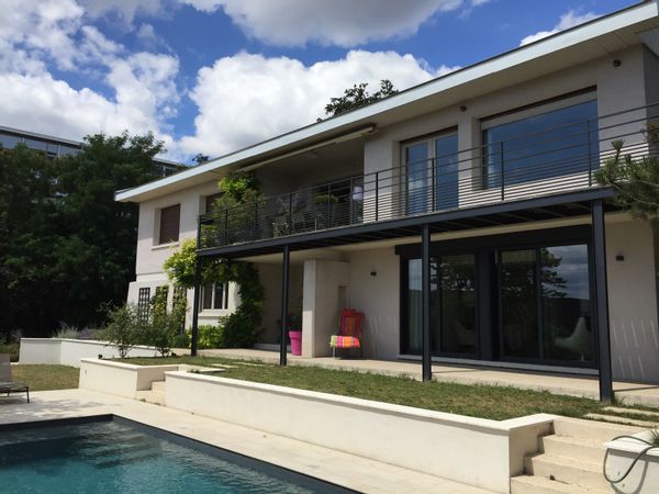 Maison avec très belle vue  : Calme et détente à 2 pas de Lyon !