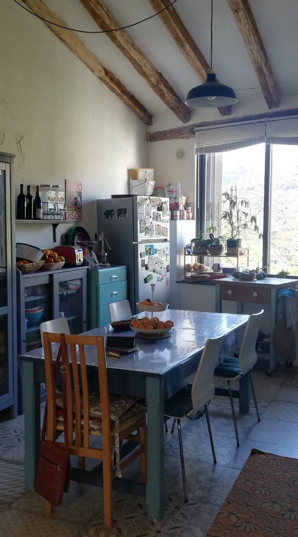 La maison de Rosalba et Thierry, en Sicile,  entre l'Etna et la mer. disponible seulement première quinzaine de juin 23