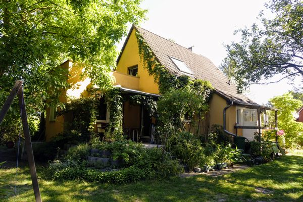 Maison familiale dans la verdure juste tout près de Berlin