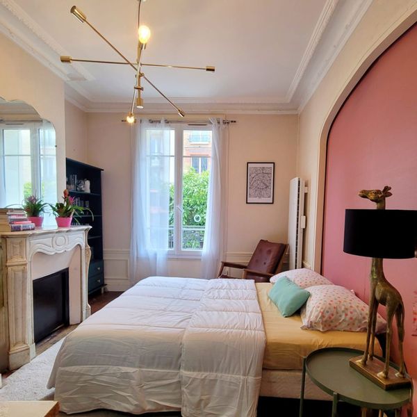 Charming Paris room