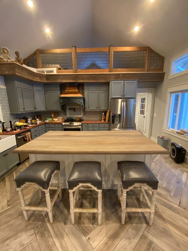 Luxury Renovated 1800's Farmhouse