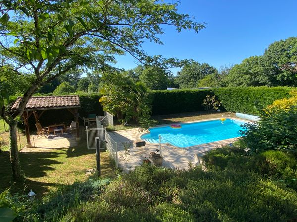 Grande maison familiale avec piscine