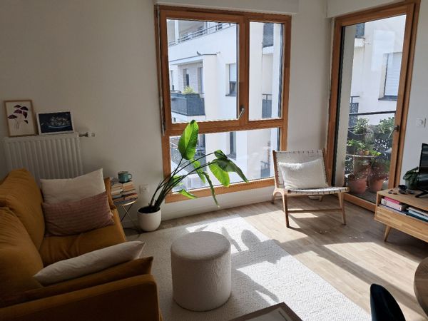 Joli appartement dans résidence toute neuve à 10 min en train de Paris Gare du Nord