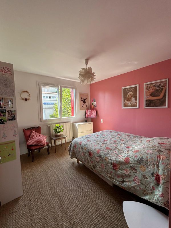 Studio indépendant dans maison de ville