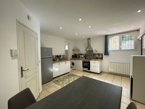 Appartement dans la campagne verte gémenosienne. Proche Marseille. 3 nuits mini