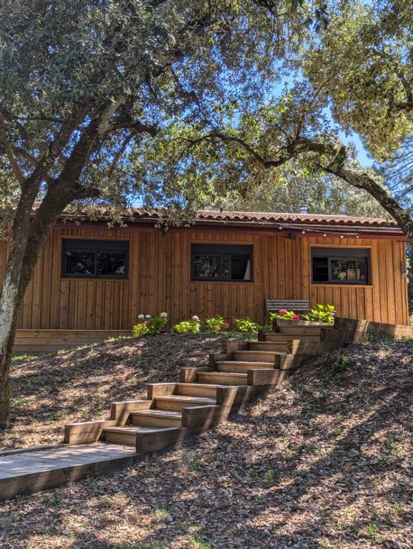 La maison de Nadia et Bruno, une jolie petite maison d'architecte dans une station balnéaire