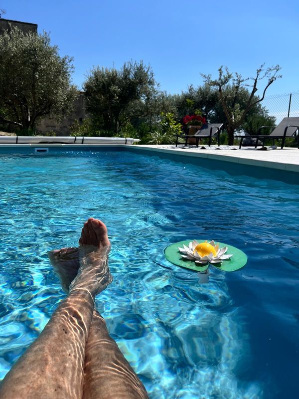 Maison au calme avec superbe vue Climatisation et jardin avec piscine