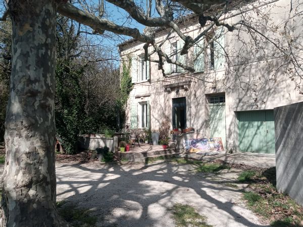 Avignon, Provence la campagne à la ville pour le Festival