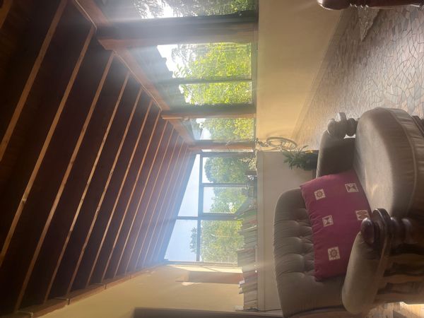 Cute room in a beautiful share house  near the river