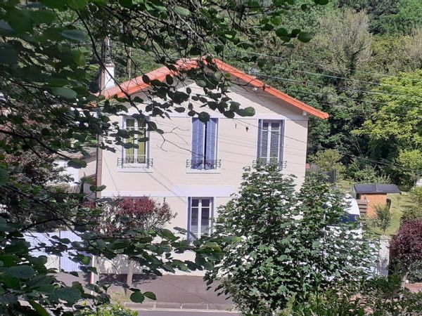 Maison de Cathy et sa famille