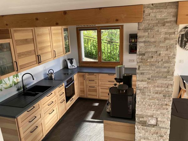 Maisonnette à la montagne proche tous commerces et activités