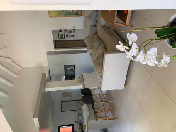 Villa de Christine - contemporaine avec jardin privé et piscine, au calme