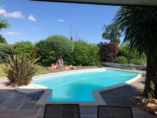 Maison en Bretagne avec piscine Paris 1H25 en TGV