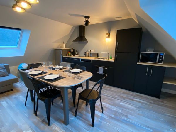 Appartement « Manhattan » à Etables sur mer, joliment décoré, plages et commerces à proximité