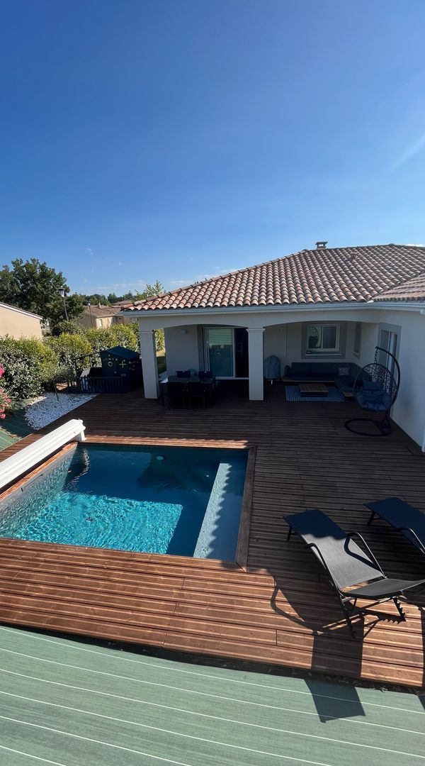 Maison avec piscine proche Agen
