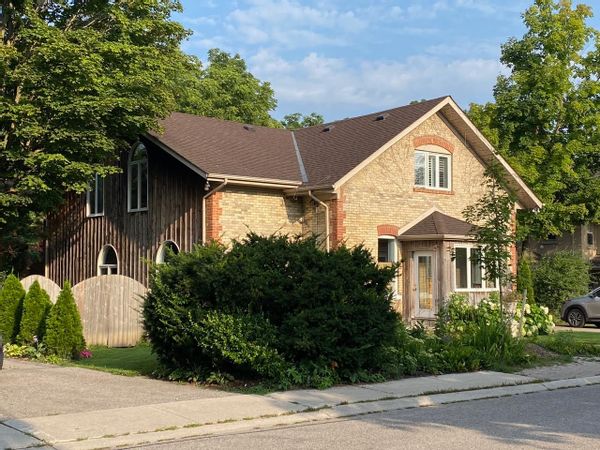 La maison de Jordan and Regina