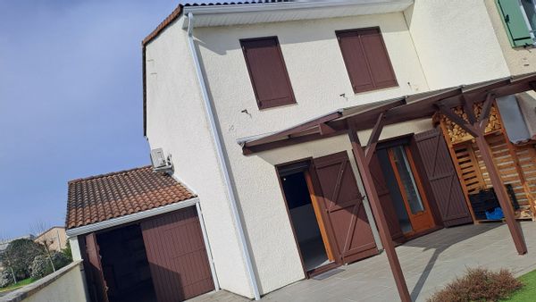 La maison de Nicolas, à la limite de Bordeaux sur la route de l'Atlantique