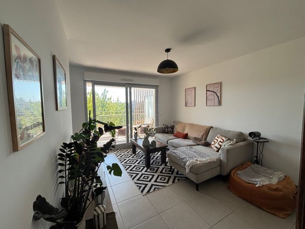 Sunny 1 bedroom apartment Antibes French Riviera