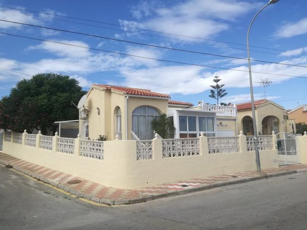 La maison au bord de la mer de Virginie et Didier