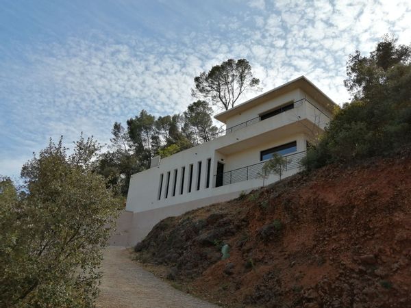 Gîte contemporain en Provence verte