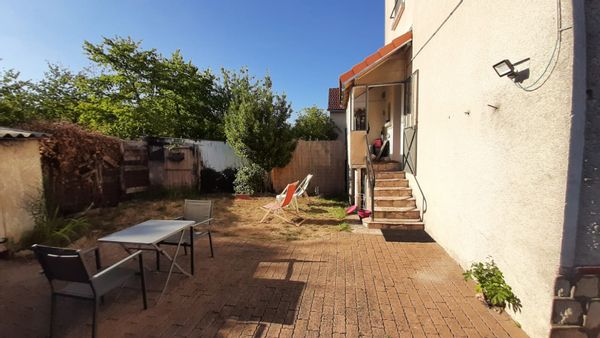 Maison des années 30 au cœur du vieux Saint-Pierre-des-Corps