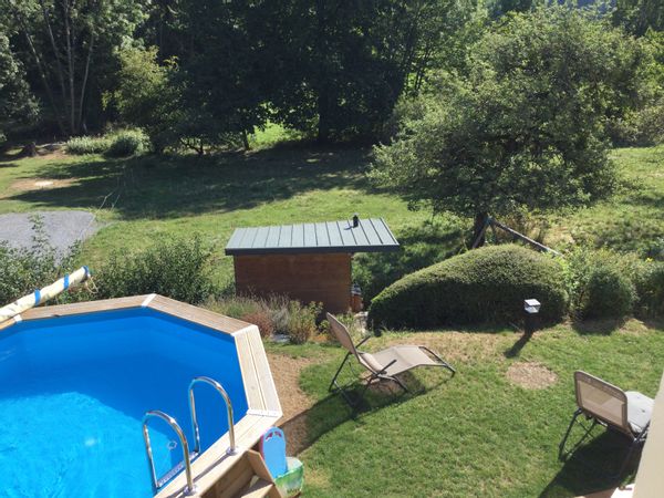 Maison spacieuse à la campagne, et à proximité des montagnes, du ski, de Genève et d’Annecy.