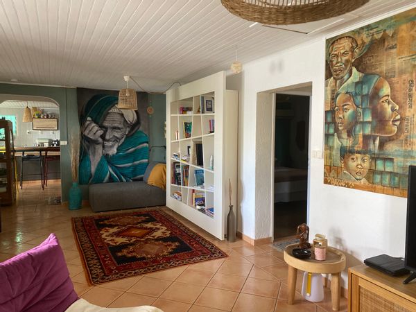La maison sous les manguiers