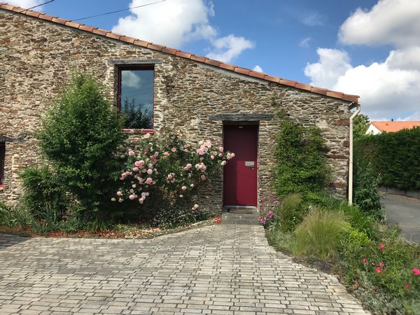La grange de Yas et Sahin, entre Marais et Vignoble Nantais