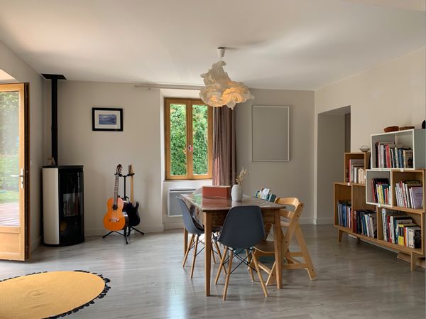 Maison spacieuse entre lac et montagne