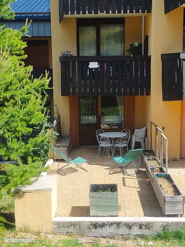 La maison à la montagne de Sophie et Liza